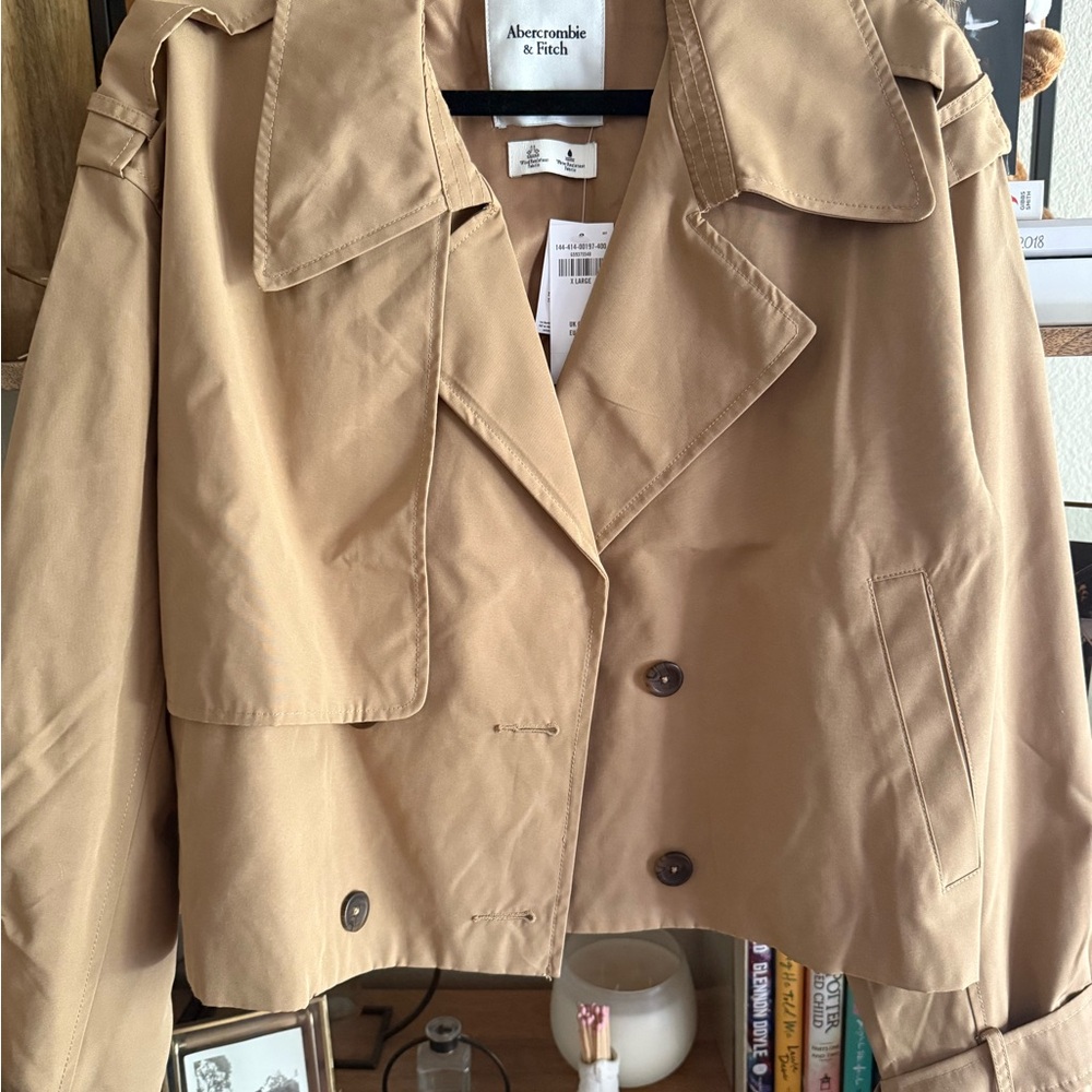 Abercrombie & Fitch Tan Trench Coat with Wide Lapels